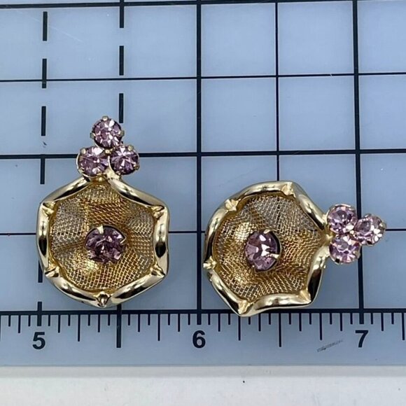 Floral Gold-Tone Mesh Clip-On Earrings with Purple Rhinestones - Mid-Century - Picture 5 of 5